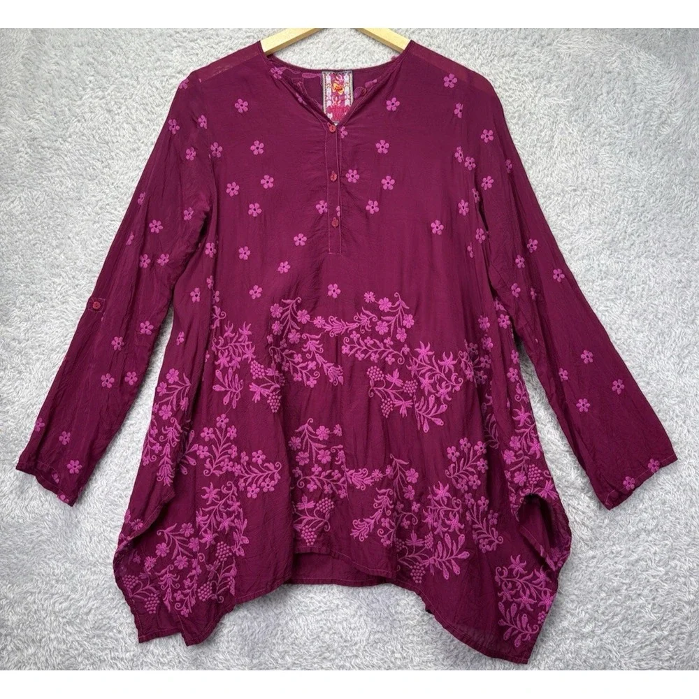 Johnny Was Womens XS Rayon Georgette Blouse Floral Embroidered Eyelet Boho